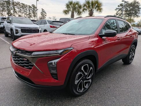 New 2026 Chevrolet Trax RS w/ Driver Confidence Package image 8