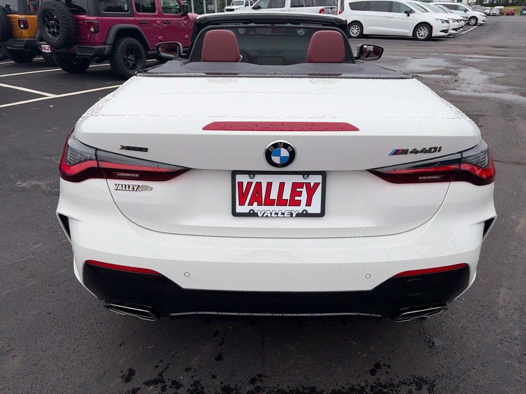 Used 2023 BMW 440i xDrive Convertible w/ Premium Package AWD/4WD image 7