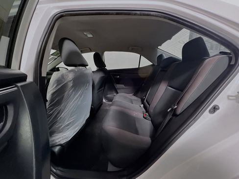 Used 2017 Toyota Corolla LE FWD image 29