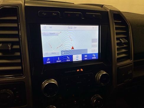 Used 2020 Ford F150 Platinum w/ Equipment Group 701A Luxury image 12