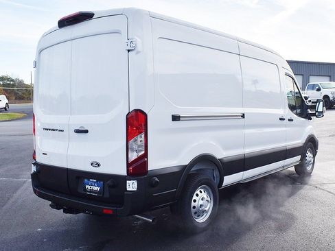 New 2026 Ford Transit 250 148 Medium Roof Extended AWD w/ Exterior Upgrade Package image 17