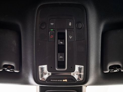 Used 2024 Audi Q3 2.0T Premium image 39