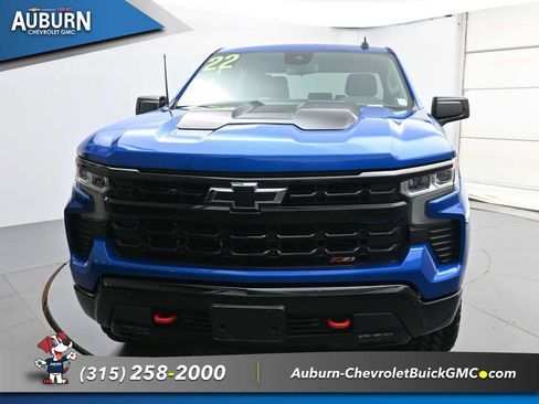 Used 2022 Chevrolet Silverado 1500 LT Trail Boss w/ Protection Package AWD/4WD image 3