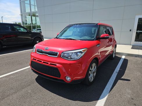 Used 2016 Kia Soul ! w/ Premium Package FWD image 3