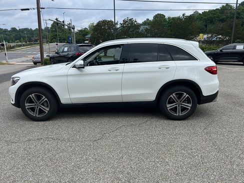 Used 2018 Mercedes-Benz GLC 300 4MATIC image 7