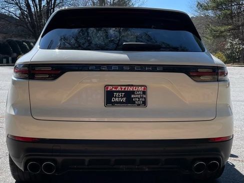 Used 2019 Porsche Cayenne AWD/4WD image 7