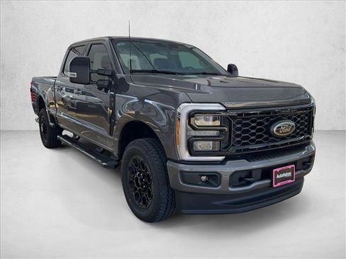 New 2026 Ford F250 Lariat w/ Black Appearance Package AWD/4WD image 7