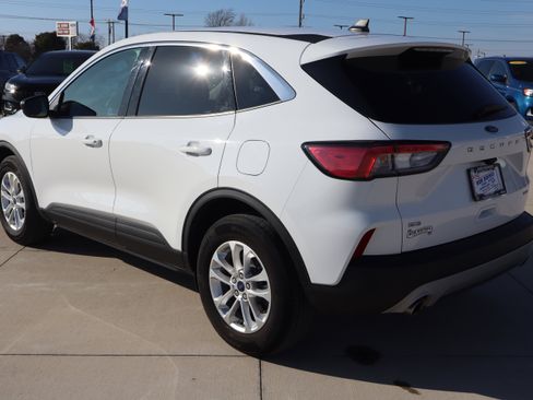 Used 2022 Ford Escape SE w/ Convenience Package image 7