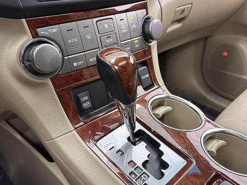 Used 2011 Toyota Highlander Limited image 16