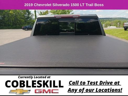 Used 2019 Chevrolet Silverado 1500 LT Trail Boss AWD/4WD image 5