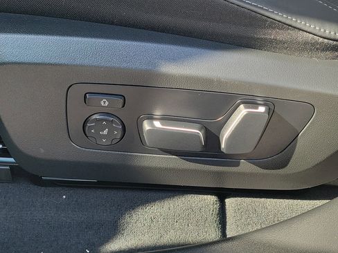 Used 2025 BMW X3 xDrive30i image 21