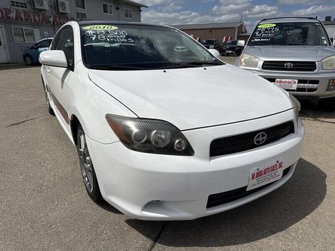 Used 2010 Scion tC image 11