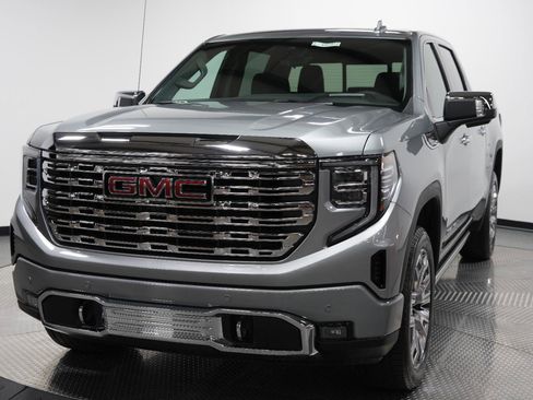 New 2026 GMC Sierra 1500 Denali image 3