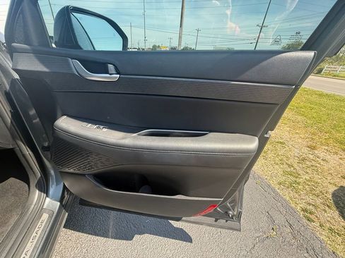 Used 2023 Hyundai Palisade Limited w/ Cargo Package FWD image 24