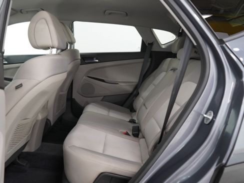 Used 2016 Hyundai Tucson SE w/ Option Group 02 image 16