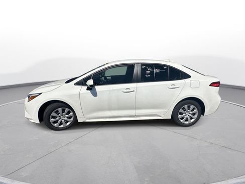 Used 2026 Toyota Corolla LE FWD image 9