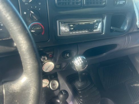 Used 2001 Dodge Ram 2500 Truck 4x4 Quad Cab image 10