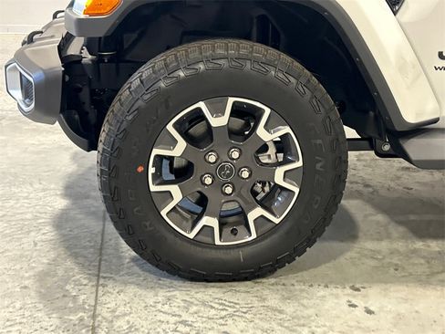 New 2025 Jeep Wrangler Sahara w/ Technology Group image 11