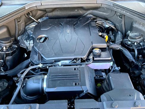 Used 2024 Genesis GV80 2.5T image 32