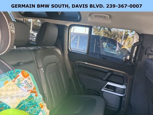 Used 2020 Land Rover Defender 110 SE image 18