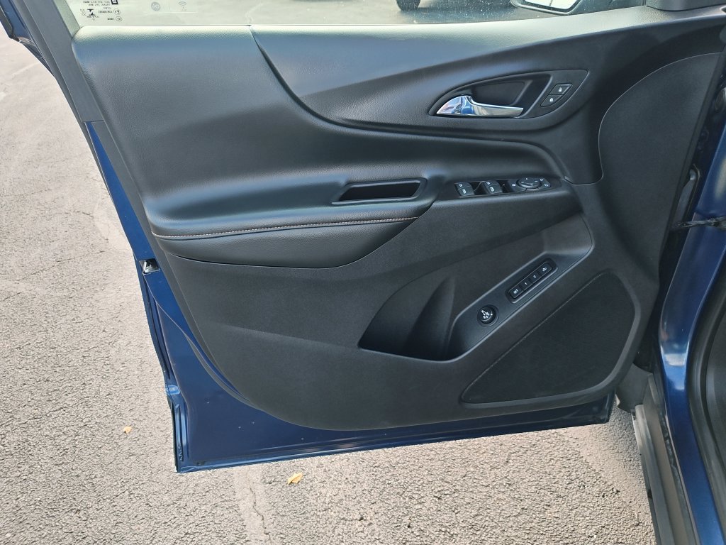 Used 2021 Chevrolet Equinox Premier FWD image 12