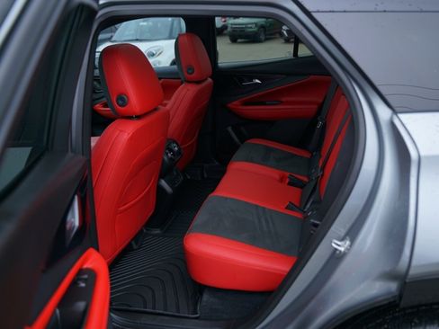 Used 2024 Chevrolet Blazer EV RS image 27