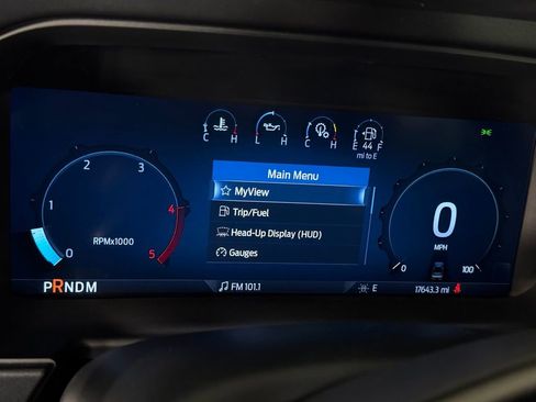 Used 2025 Ford F350 Platinum image 16