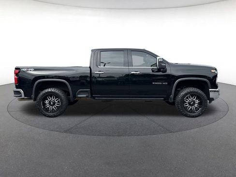 Used 2024 Chevrolet Silverado 2500 LTZ w/ LTZ Convenience Package AWD/4WD image 7