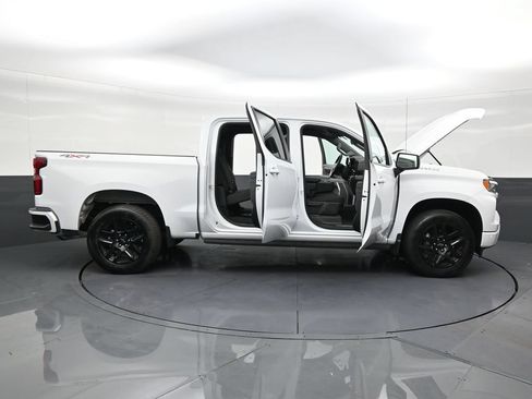 Used 2022 Chevrolet Silverado 1500 RST RWD image 28
