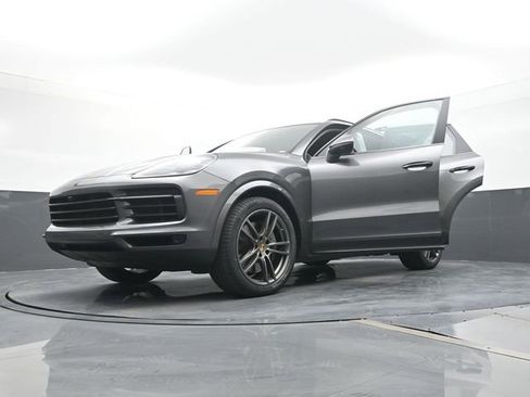 Certified 2021 Porsche Cayenne S AWD/4WD image 30