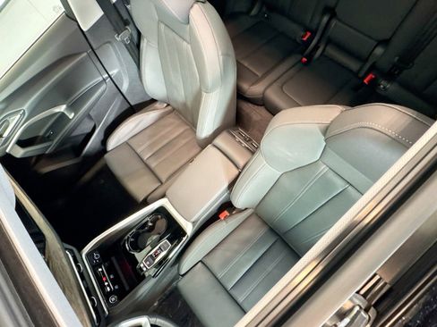 New 2025 Audi Q5 Premium Plus image 18