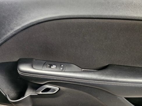 Used 2022 Dodge Challenger GT RWD image 6