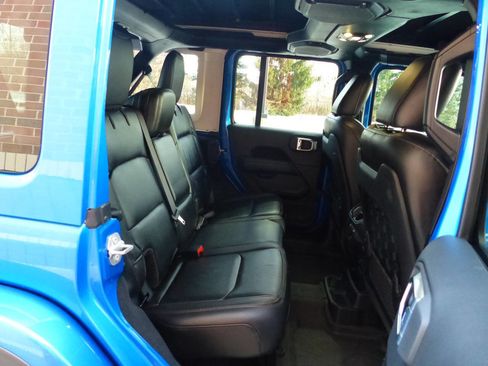 Used 2023 Jeep Wrangler Unlimited Rubicon 392 w/ Trailer Tow Package image 47