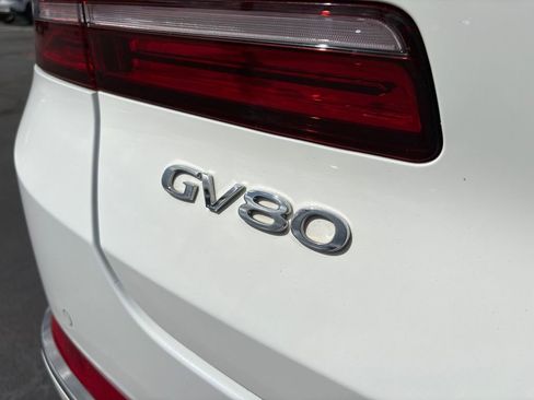 Used 2024 Genesis GV80 2.5T image 10
