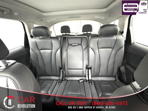 Used 2024 Audi Q7 3.0T Premium Plus image 17