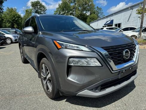 Used 2021 Nissan Rogue SL w/ Premium Package AWD/4WD image 7