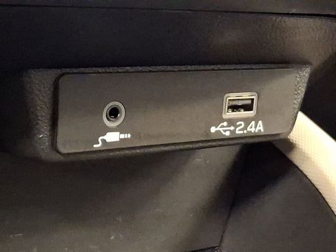 Certified 2025 Subaru Forester w/ Convenience Package #1 image 22