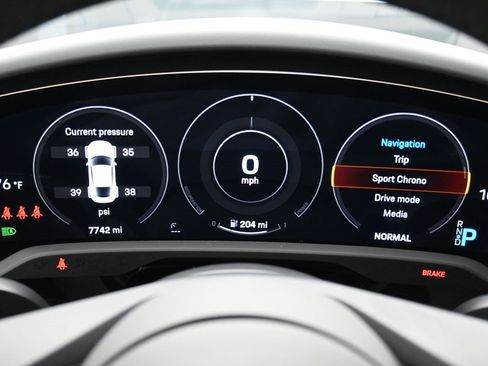 Used 2022 Porsche Taycan Turbo w/ Premium Package image 12