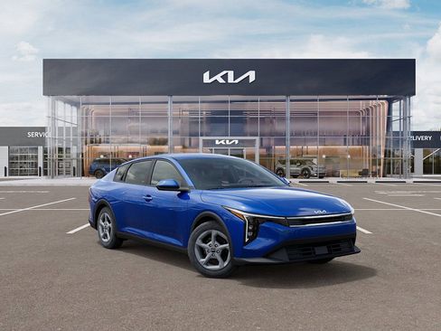 New 2025 Kia K4 LXS image 9