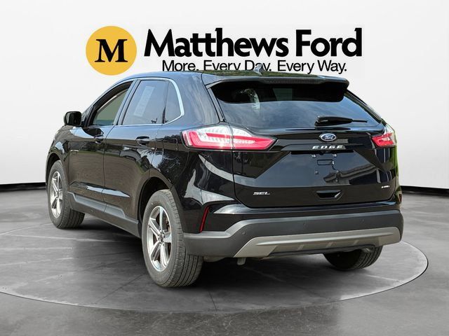 Certified 2023 Ford Edge SEL w/ Convenience Package AWD/4WD image 3