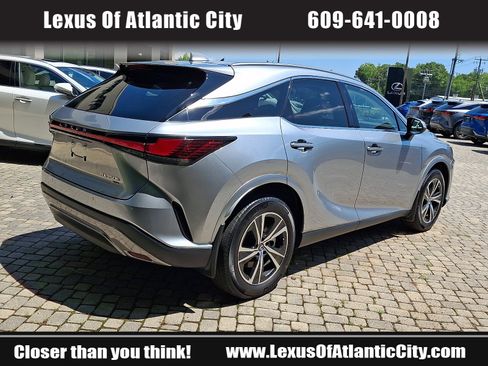 Certified 2024 Lexus RX 350h w/ Accessory Package (P1) AWD/4WD image 6