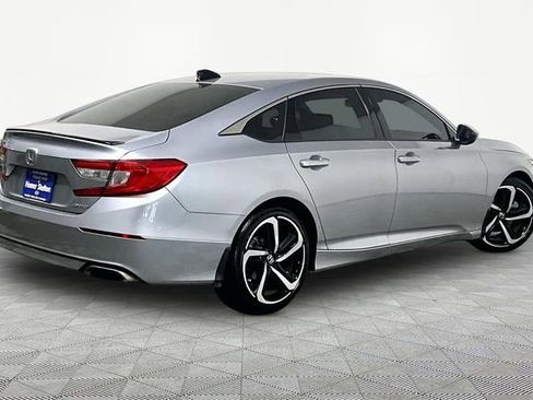 Used 2021 Honda Accord Sport image 12