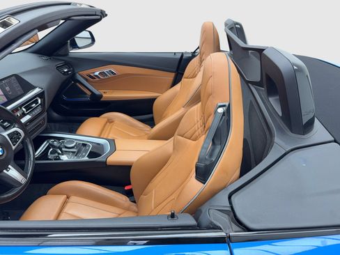 Used 2020 BMW Z4 sDrive30i w/ M Sport Package RWD image 29