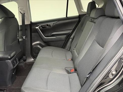 Used 2024 Toyota RAV4 LE FWD image 17