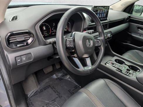 Used 2024 Honda Pilot Touring image 6