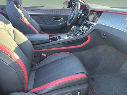Used 2024 Bentley Continental GT Speed image 3