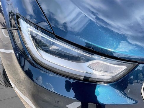 Used 2023 Chrysler Pacifica Touring-L FWD image 26