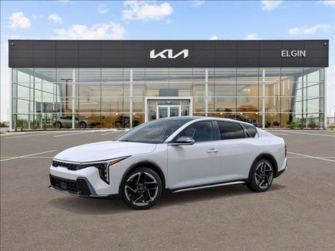 New 2026 Kia K4 GT-Line image 3
