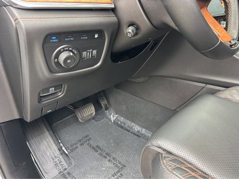 Used 2022 Jeep Grand Cherokee Summit image 33