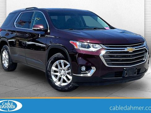 Used 2018 Chevrolet Traverse LT FWD image 1